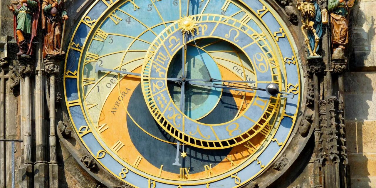 https://www.todoinprague.com/wp-content/uploads/2020/02/prague-astrological-clock-1280x640.jpg